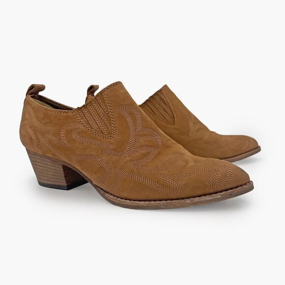 Dolce Vita Shoes - DOLCE VITA "Samson" Western Nubuck Leather Booties (Brown | Size 10)